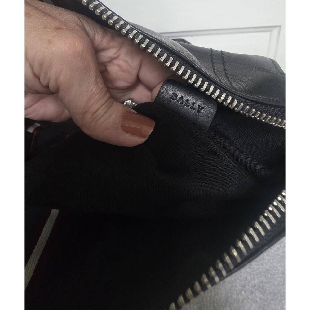 Bally Black Large Tote Zip Top Handle Silver HW w/ Key Striped Lining - Picture 12 of 12